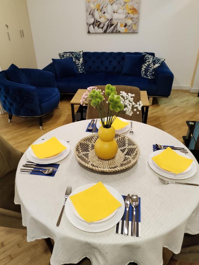 Appartamento City Lights Lux Belgrado Esterno foto