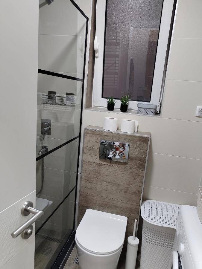Appartamento City Lights Lux Belgrado Esterno foto