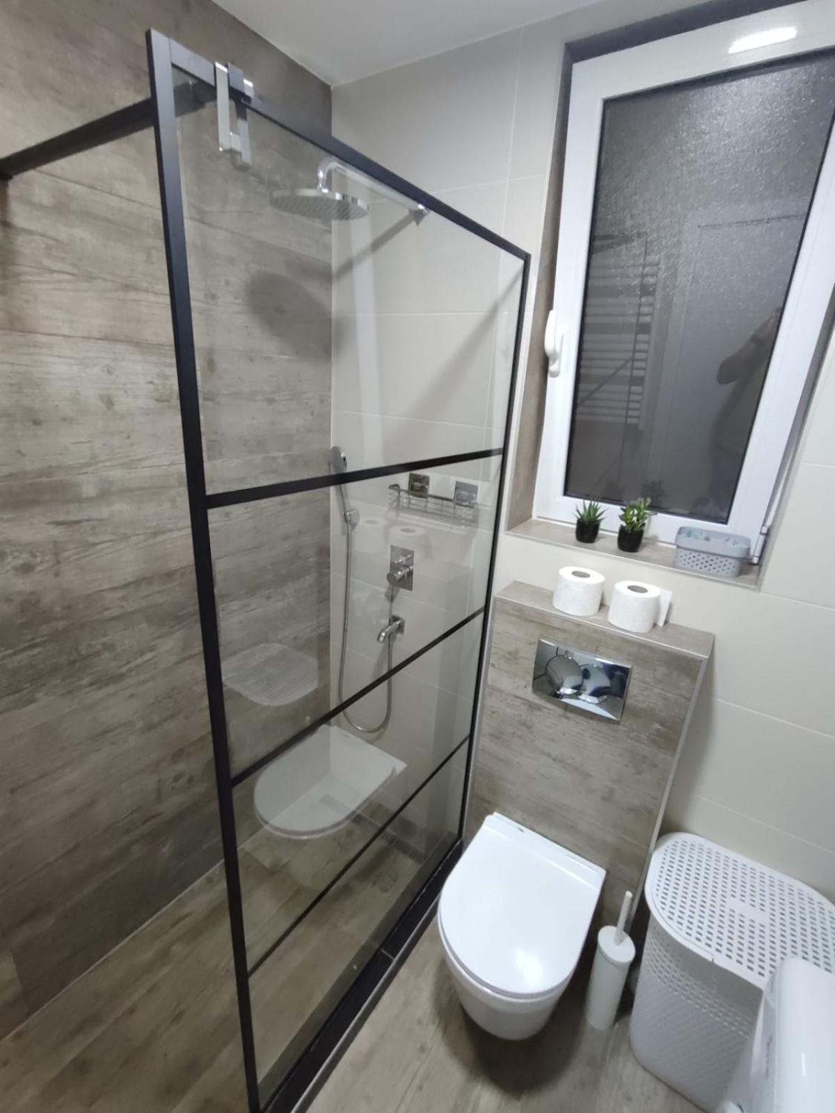 Appartamento City Lights Lux Belgrado Esterno foto